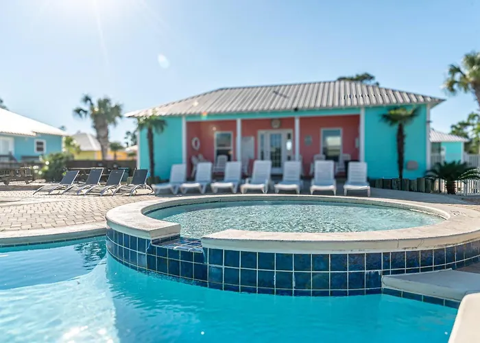 Charming Retreat 3 Bedroom House With Private Entrance Holiday home