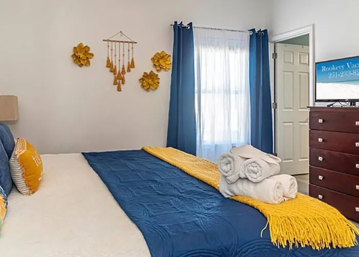 Holiday home Charming Retreat 3 Bedroom House With Private Entrance Gulf Shores